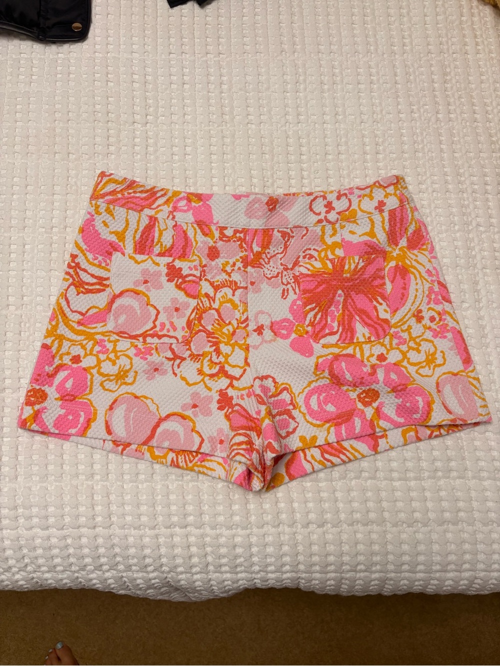 Lilly Zip Back Textured Short